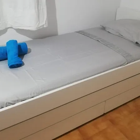 Hermoso En Solisla , Arenal Den Castell, Licencia Apm-1946 *